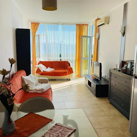 S08 Apartment With Patio And Sea View * Nesebar